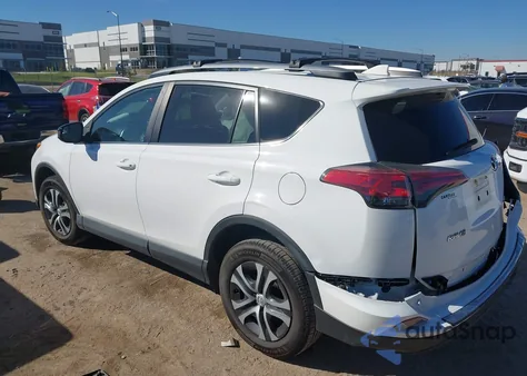 2017 Toyota Rav4 Le z USA, uszkodzony, nr VIN 2T3ZFREV2HW369657